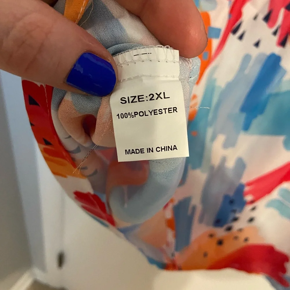 Colorful Abstract blouse - Picture 3 of 4